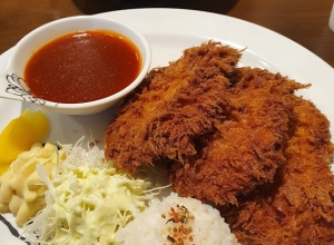 매콤돈까스