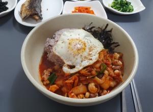 낙지덮밥