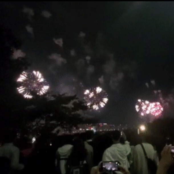 어제, 서울의 화려한 밤하늘 (2023.10.07)